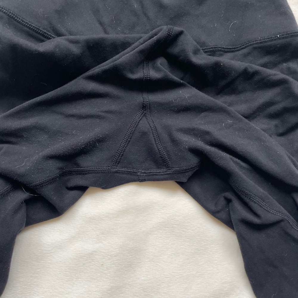 Lululemon leggings - Picture 4 of 6